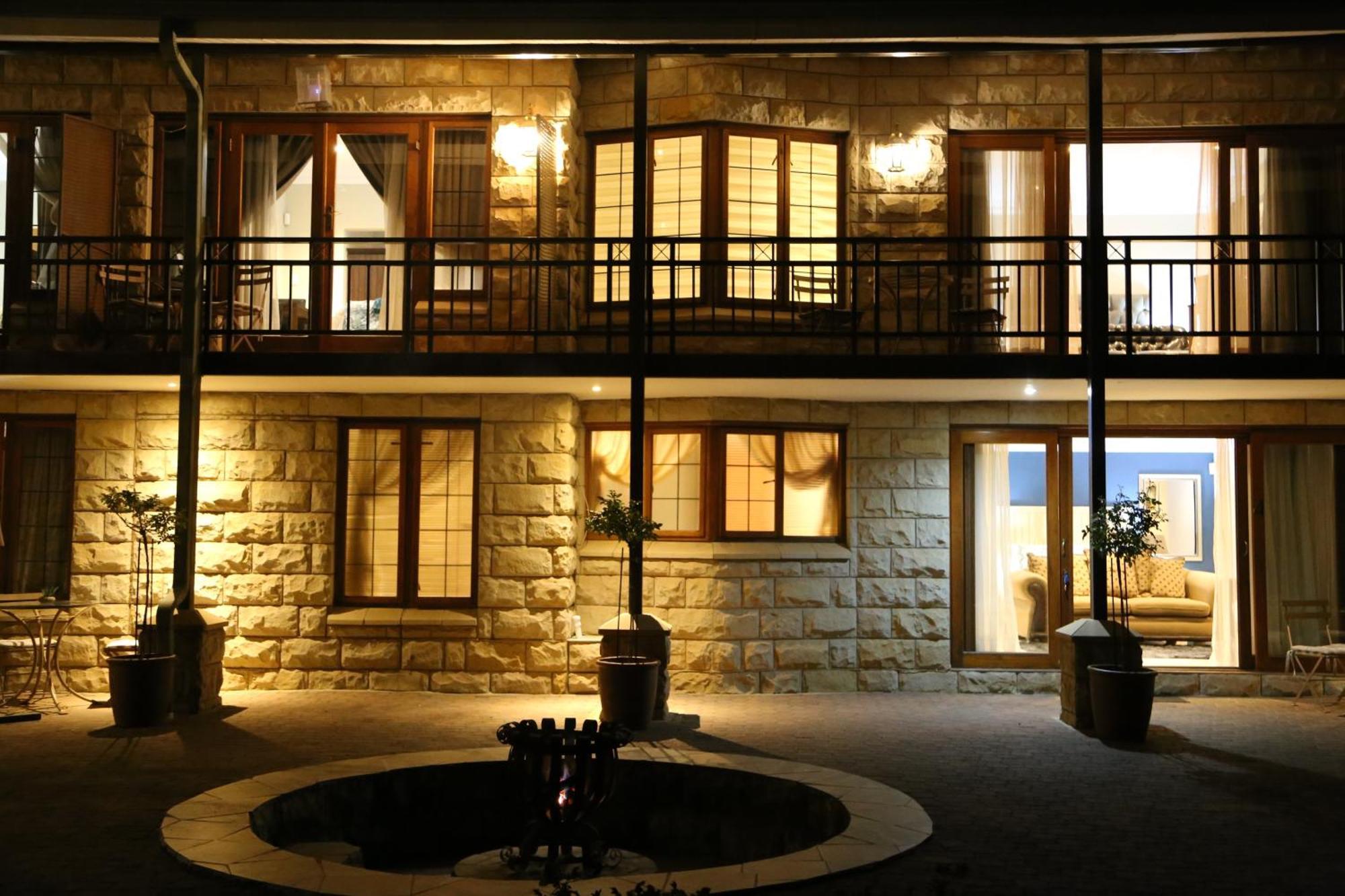 Mt Horeb Manor Clarens Exterior photo