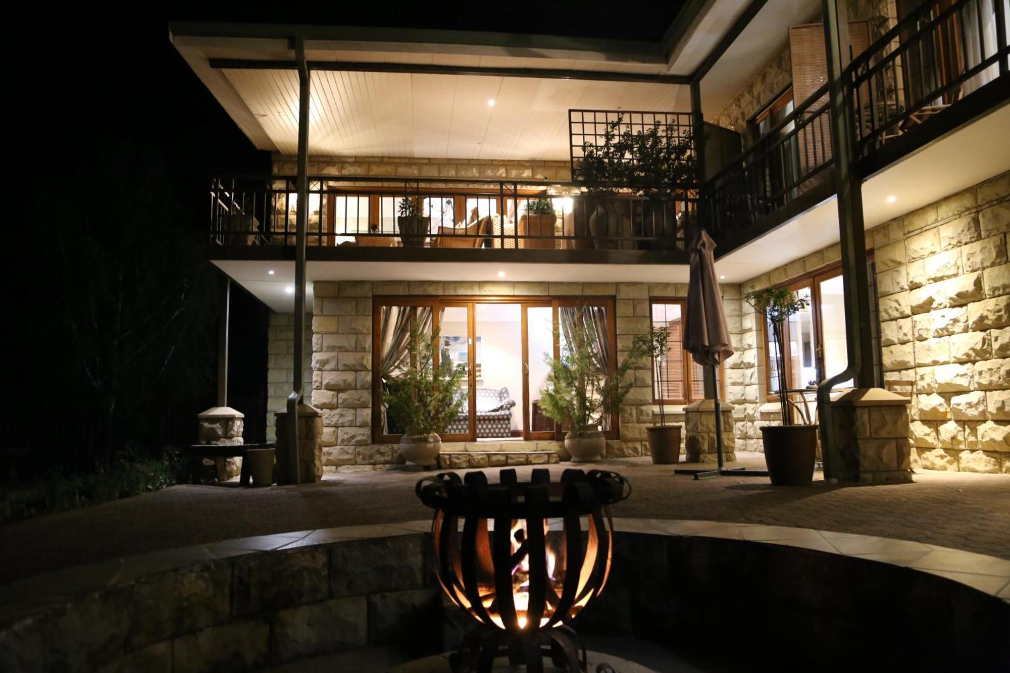 Mt Horeb Manor Clarens Exterior photo